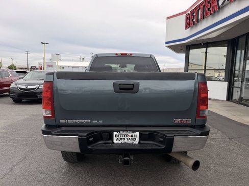 Used 2009 GMC Sierra 2500 W/T AWD/4WD image 4
