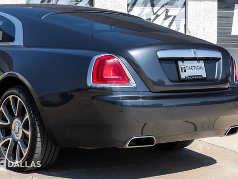 Used 2020 Rolls-Royce Wraith image 13