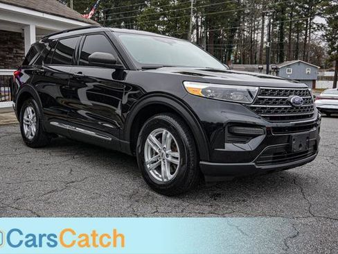 Used 2020 Ford Explorer XLT image 10