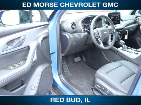 New 2025 Chevrolet Blazer LT w/ Midnight/Sport Edition image 6