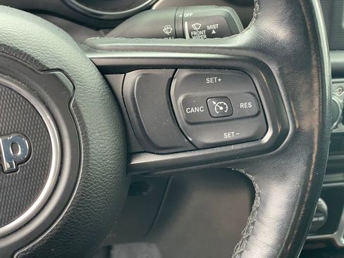 Used 2022 Jeep Wrangler Unlimited Sport image 23