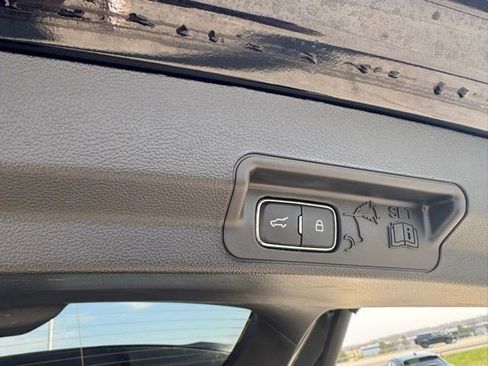 Used 2025 Ford Explorer Platinum w/ LUX Leather Package image 33