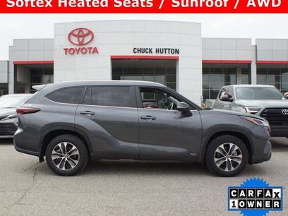 Certified 2025 Toyota Highlander XLE