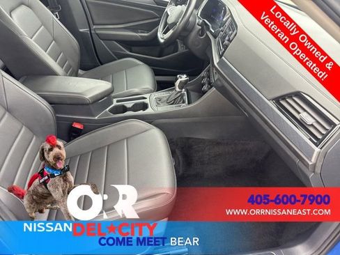 Used 2024 Volkswagen Jetta SE image 12