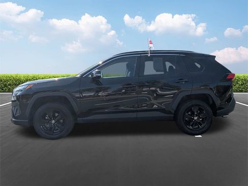 Certified 2024 Toyota RAV4 XLE AWD/4WD image 8