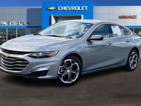 Used 2024 Chevrolet Malibu LT image 3