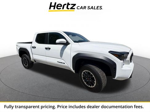 Used 2025 Toyota Tacoma TRD Off-Road AWD/4WD image 1