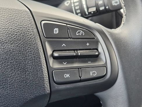 Used 2026 Hyundai Venue SEL FWD image 22