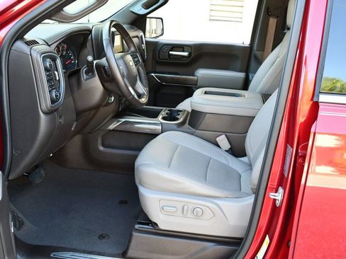 Used 2019 Chevrolet Silverado 1500 LTZ w/ LTZ Premium Package AWD/4WD image 15