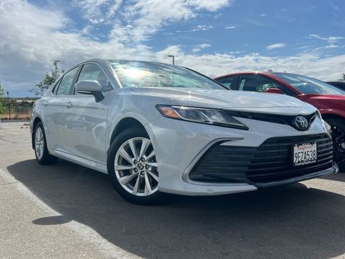 Certified 2023 Toyota Camry LE w/ Convenience Package image 2
