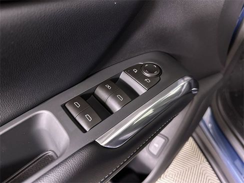 New 2026 Chevrolet Traverse LT w/ Sun and Wheel Package image 24