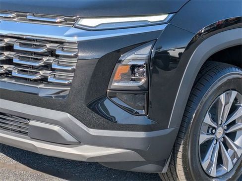 New 2026 Chevrolet Equinox LT image 9