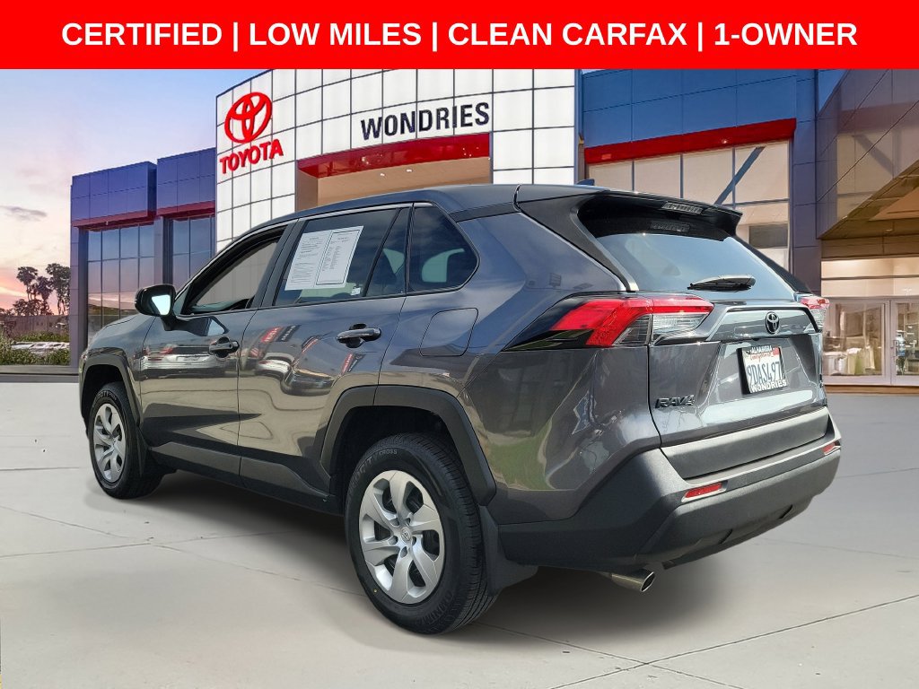 Used 2022 Toyota RAV4 LE AWD/4WD image 5