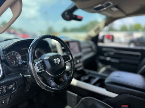 Used 2020 RAM 1500 Laramie AWD/4WD image 19