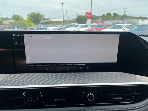 Used 2025 INFINITI QX80 Autograph AWD/4WD image 16