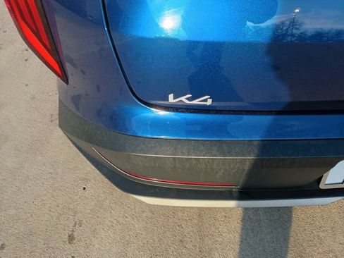 Used 2025 Kia K4 LXS image 11