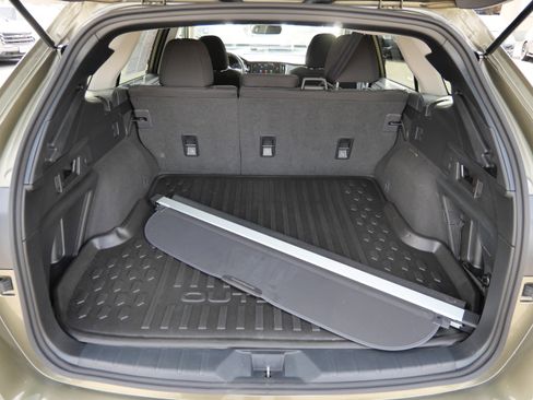 Used 2024 Subaru Outback Premium image 14