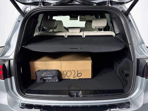 New 2026 Mercedes-Benz GLB 250 image 21