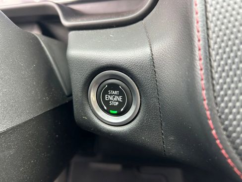 Used 2022 Chevrolet Suburban RST w/ Luxury Package image 34