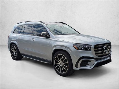New 2026 Mercedes-Benz GLS 450 4MATIC image 6