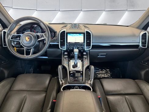 Used 2016 Porsche Cayenne AWD/4WD image 12