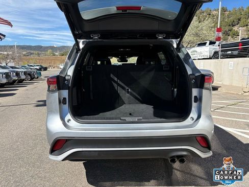 Certified 2025 Toyota Highlander XSE image 8