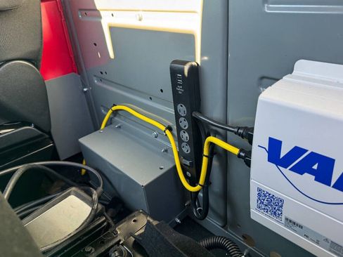 Used 2024 Ford E-Transit Low Roof image 30