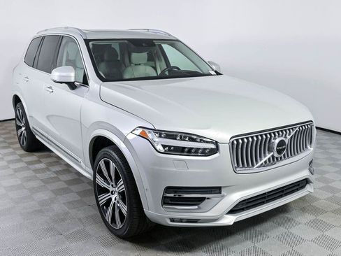 Used 2021 Volvo XC90 T6 Inscription w/ Lounge Package AWD/4WD image 27