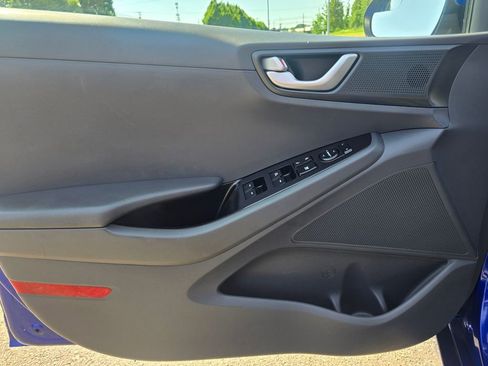 Used 2019 Hyundai Ioniq Blue FWD image 13