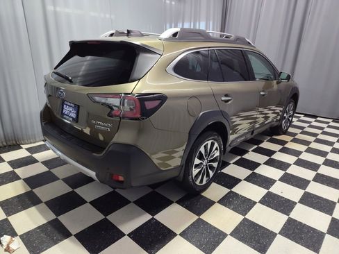 New 2025 Subaru Outback Touring AWD/4WD image 6