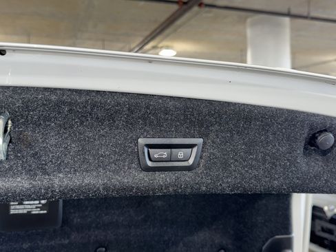 Certified 2025 BMW 330i Sedan image 14