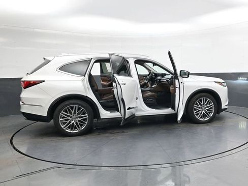 Used 2023 Acura MDX SH-AWD w/ Advance Package image 41