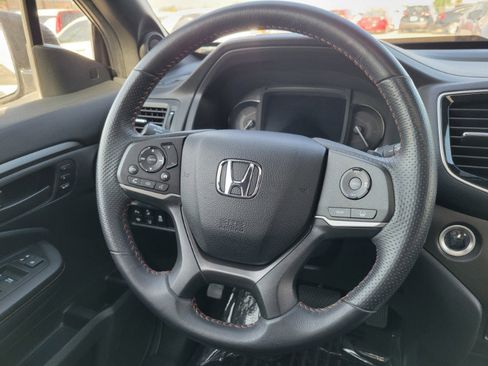 Used 2022 Honda Passport TrailSport image 38