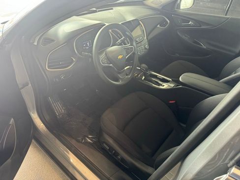 Used 2024 Chevrolet Malibu LT image 5
