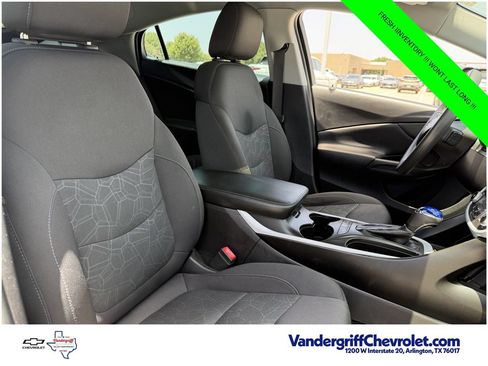 Used 2018 Chevrolet Volt LT FWD image 25