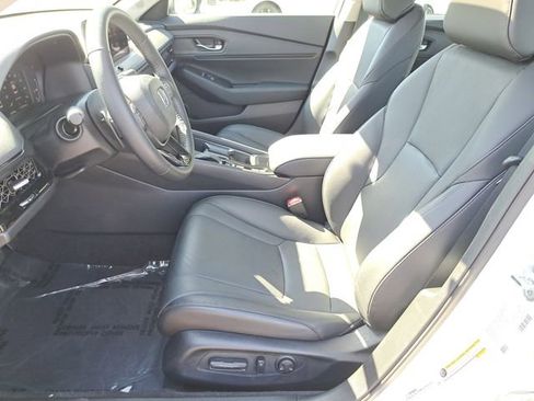 Certified 2025 Honda Accord EX-L image 17