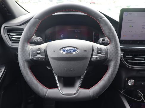 Used 2024 Ford Escape ST-Line w/ Tech Pack #1 AWD/4WD image 15