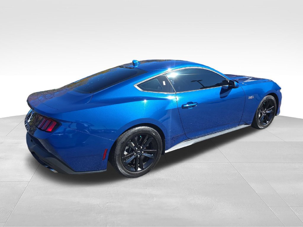 Used 2024 Ford Mustang GT RWD image 5