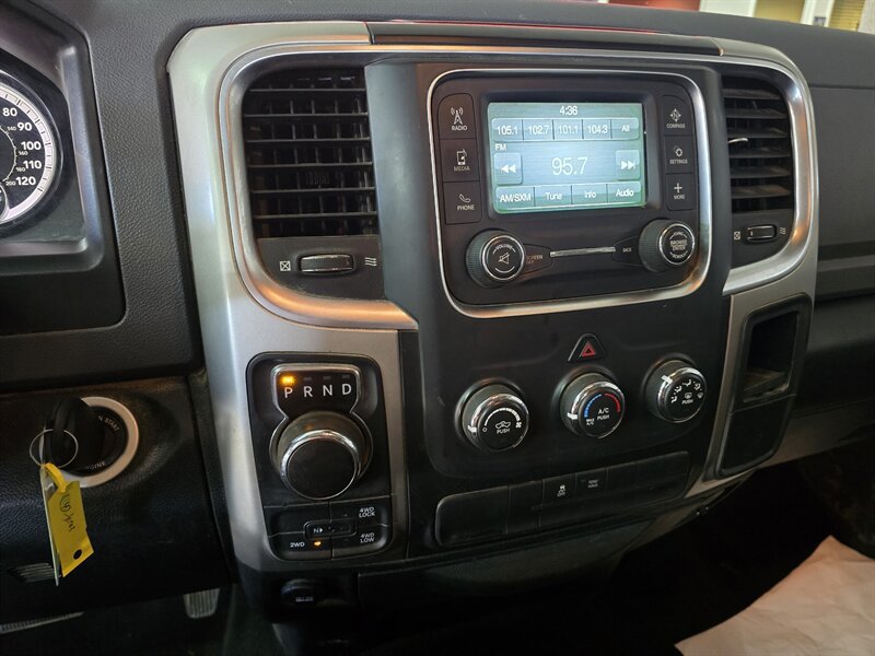 Used 2020 RAM 1500 Classic SLT AWD/4WD image 19