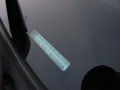 Used 2020 Chrysler Voyager Lxi image 30