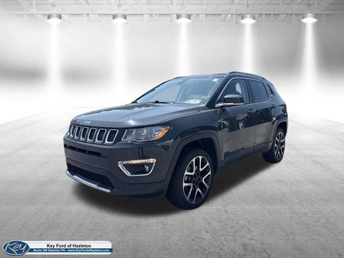 Used 2018 Jeep Compass Limited w/ Trailer Tow Group AWD/4WD image 3
