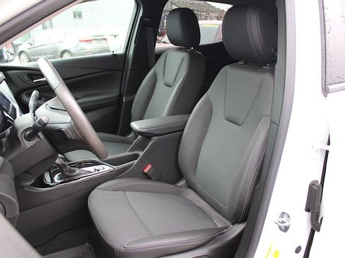 Used 2023 Buick Encore GX Select w/ Safety Package II AWD/4WD image 7