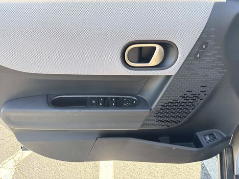 Certified 2025 MINI Cooper S FWD image 19