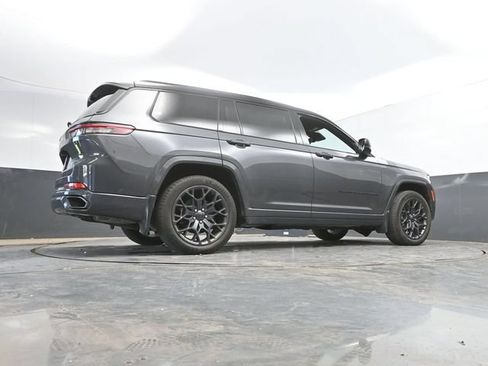 Used 2024 Jeep Grand Cherokee L Summit AWD/4WD image 47