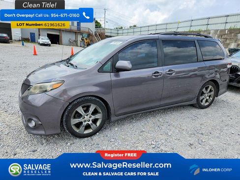 Used 2011 Toyota Sienna SE w/ Preferred Pkg FWD image 1