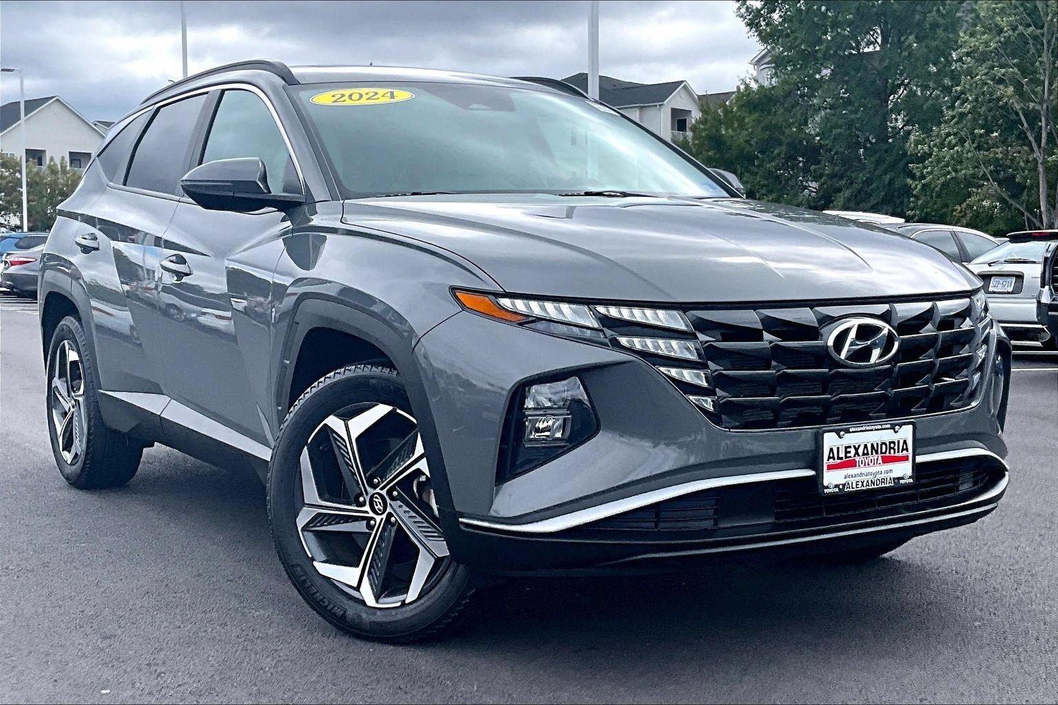 Used 2024 Hyundai Tucson SEL w/ Convenience Package AWD/4WD image 2