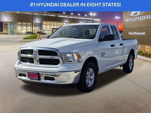Used 2024 RAM 1500 Classic SLT image 2