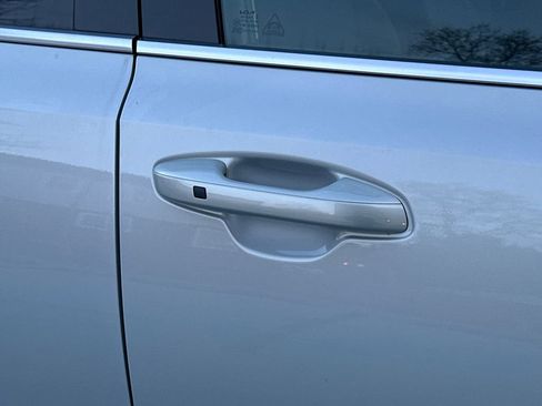 New 2026 Kia Sorento LX image 8