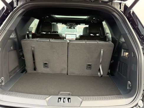 New 2026 Ford Explorer ST-Line image 4