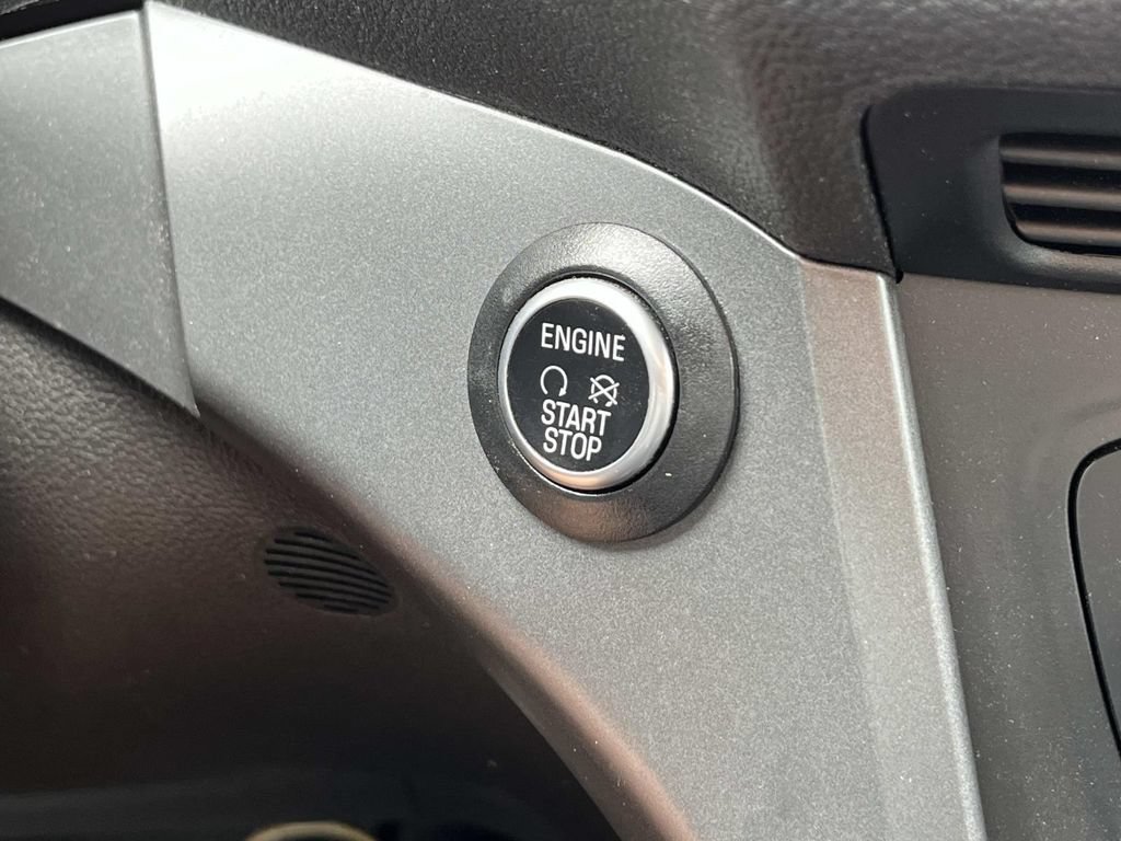 Used 2019 Ford Escape SE FWD image 34
